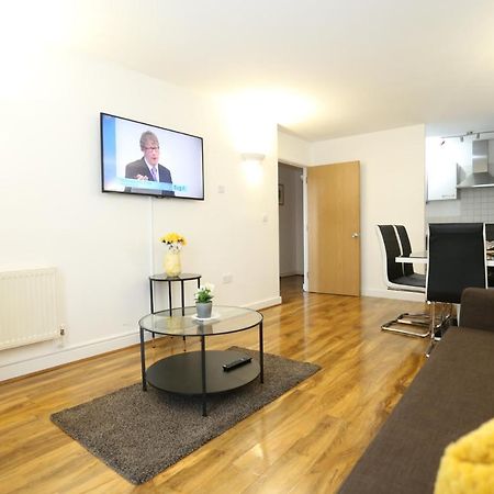 Lovely View 2 Beds 2 Bath Apartment, لندن المظهر الخارجي الصورة