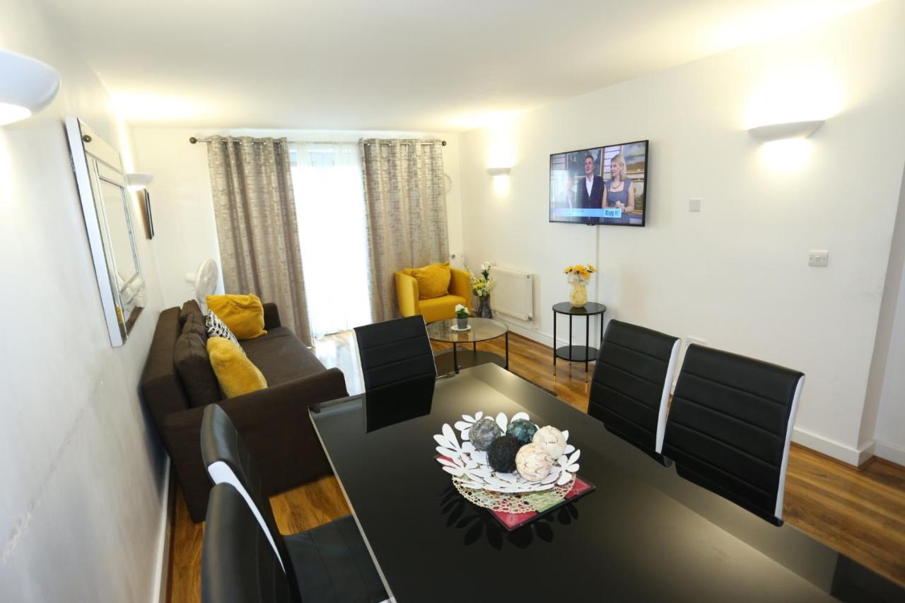 Lovely View 2 Beds 2 Bath Apartment, لندن المظهر الخارجي الصورة