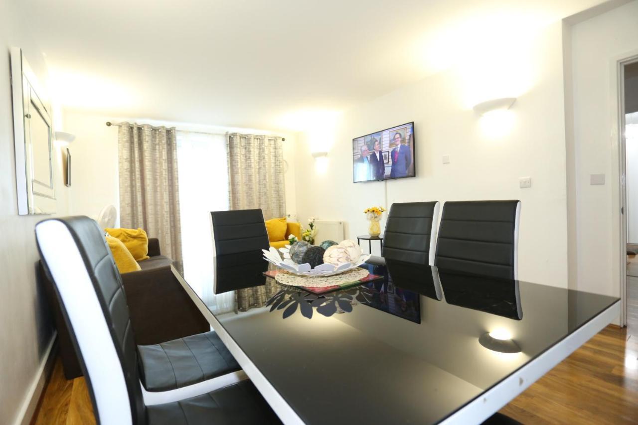 Lovely View 2 Beds 2 Bath Apartment, لندن المظهر الخارجي الصورة